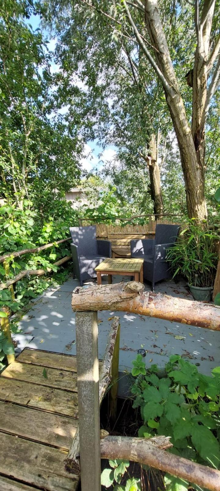 Tuinhuisje In Het Groen Almere Exterior photo
